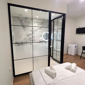 Aparthotel Serene, Vlorë